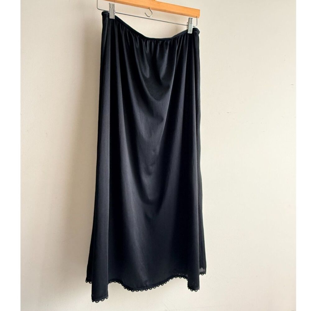 Vintage/Estate nylon long slip (Black, XXXL, 35" L)